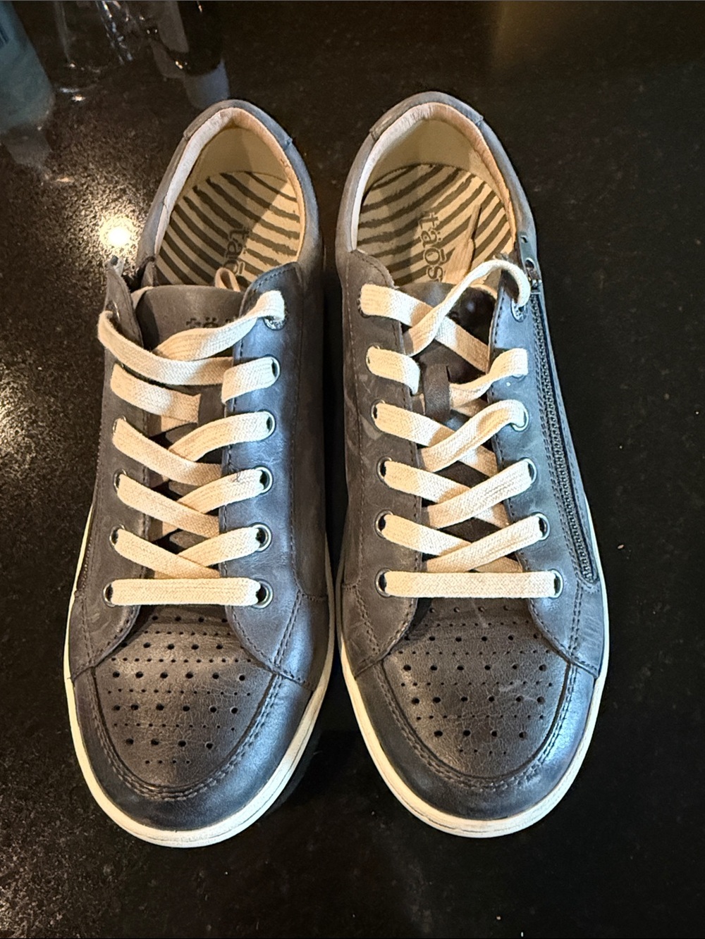 Taos Footwear Gray Leather Zipper Sneakers with White Laces